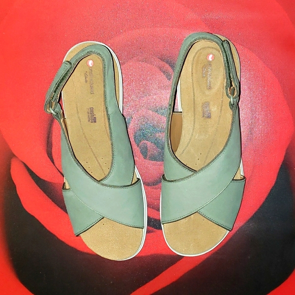 Unstructured Clarks - Picture 3 of 5